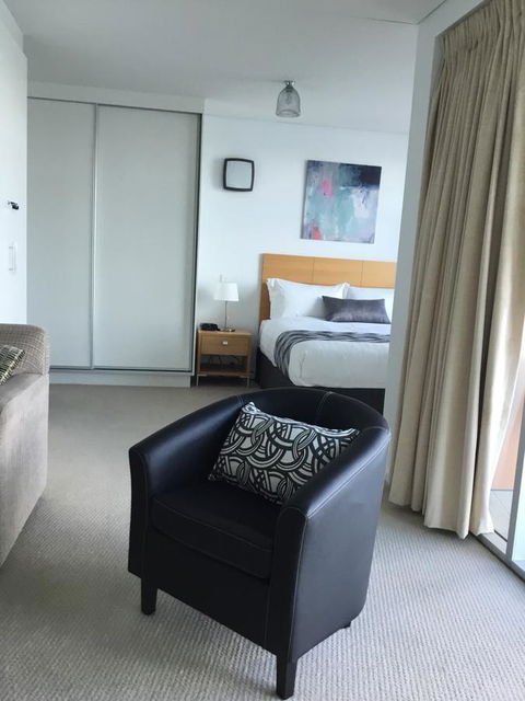 Wallaroo Marina Waterfront Luxe Apartment - E Caravan Parks 13