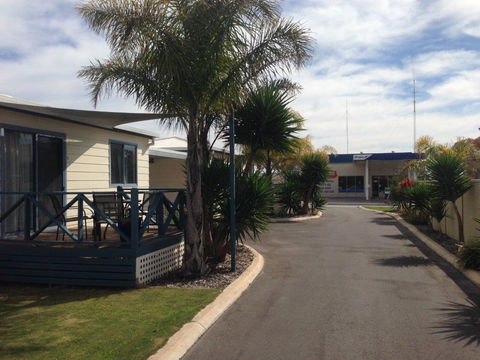 Sail & Anchor - E Caravan Parks 1