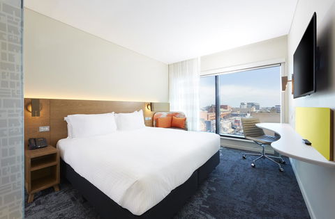 Holiday Inn Express Adelaide City Centre, An IHG Hotel - E Caravan Parks 0