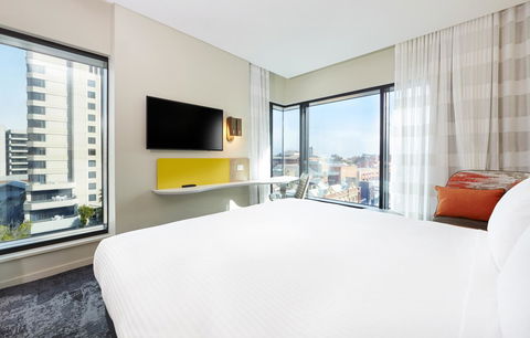 Holiday Inn Express Adelaide City Centre, An IHG Hotel - E Caravan Parks 6
