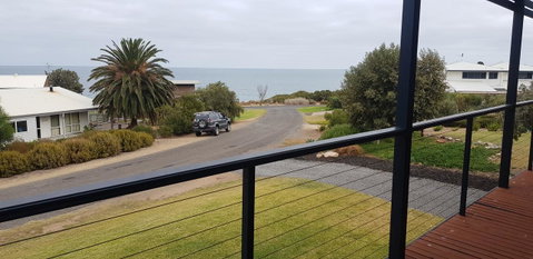 Breeze On Northbay 67 Elizabeth Crescent Carrickalinga - E Caravan Parks 10
