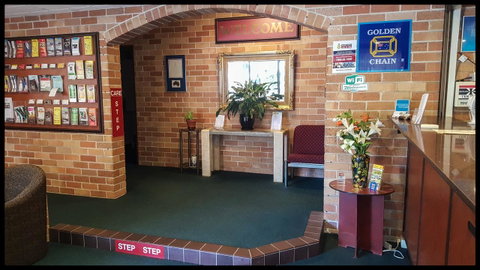 Windsor Terrace Motel - E Caravan Parks 18