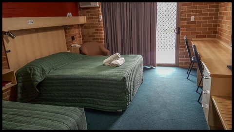 Windsor Terrace Motel - E Caravan Parks 6