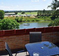 Windsor Terrace Motel - E Caravan Parks