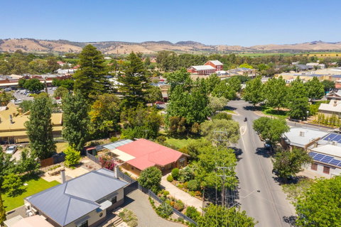 Tanunda\'s Magpie House - E Caravan Parks 26