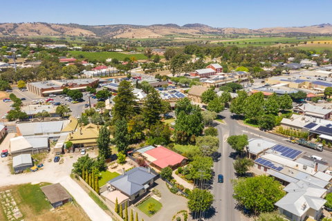 Tanunda\'s Magpie House - E Caravan Parks 27