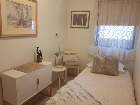 Tanunda\'s Magpie House - E Caravan Parks 8
