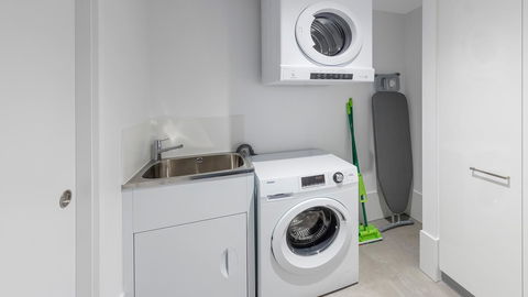 Avani Adelaide Residences - E Caravan Parks 19