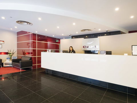 Oaks Adelaide Horizons Suites - E Caravan Parks 11
