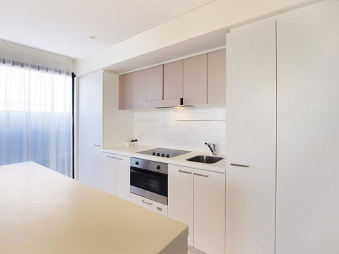 Oaks Adelaide Horizons Suites - E Caravan Parks 15