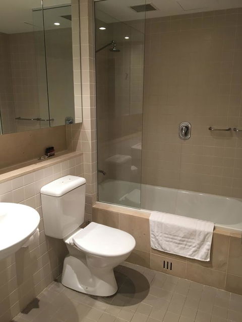 Glenelg Beach Studio - E Caravan Parks 4