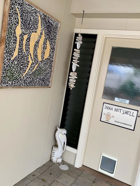 Inna Nutshell - E Caravan Parks 15