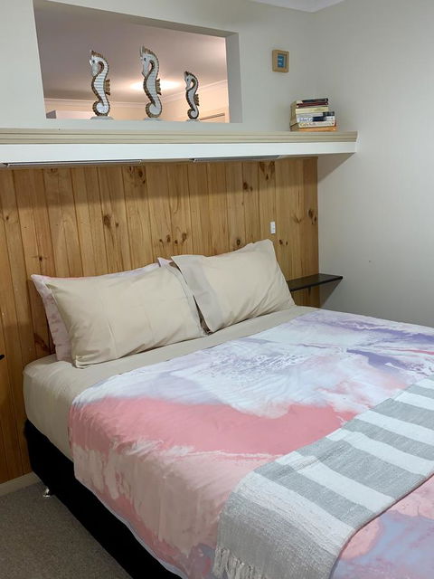 Inna Nutshell - E Caravan Parks 7