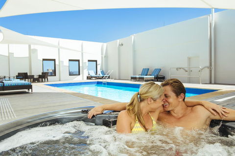 Stamford Plaza Adelaide - E Caravan Parks 44