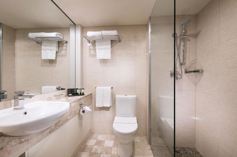 Stamford Plaza Adelaide - E Caravan Parks 18