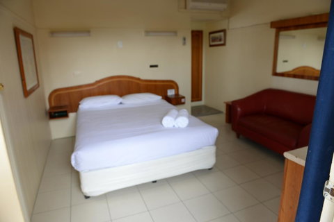 Ardeanal Motel - E Caravan Parks 16
