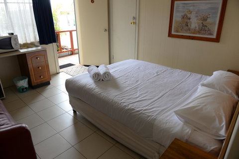 Ardeanal Motel - E Caravan Parks 17