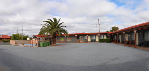Ardeanal Motel - E Caravan Parks 6