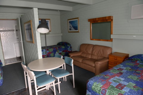 Ardeanal Motel - E Caravan Parks 42