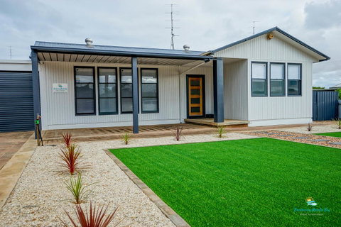 Breakaway Moonta Bay - E Caravan Parks 4
