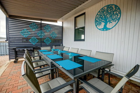 Breakaway Moonta Bay - E Caravan Parks 9