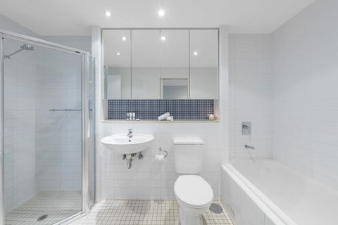 Oaks Glenelg Liberty Suites - E Caravan Parks 32