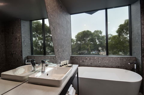 Marion Hotel - E Caravan Parks 44