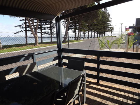 Ceduna Foreshore Caravan Park - E Caravan Parks 15