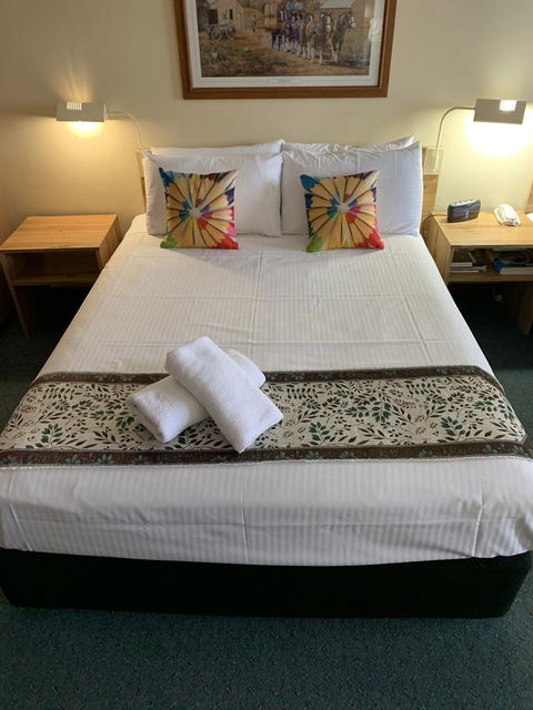 Cumberland Motor Inn - E Caravan Parks 4