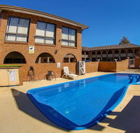 Cumberland Motor Inn - E Caravan Parks