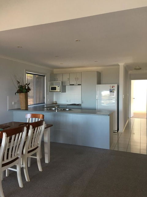 Kangaroo Island Bayview Villas - E Caravan Parks 14