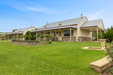 Barossa Vineyard Cottages - E Caravan Parks 26