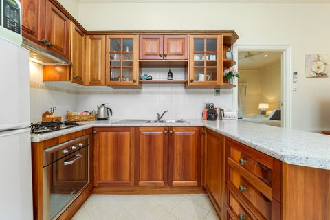 Barossa Vineyard Cottages - E Caravan Parks 15