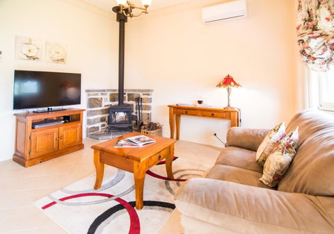 Barossa Vineyard Cottages - E Caravan Parks 34