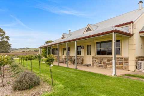 Barossa Vineyard Cottages - E Caravan Parks 20
