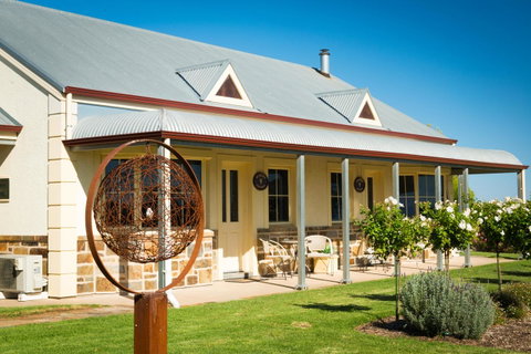 Barossa Vineyard Cottages - E Caravan Parks 0