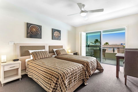 Pacific Blue 278-265 Sandy Pt Rd- Dual Key Access, Wifi, Linen And Air Conditioning - E Caravan Parks 9