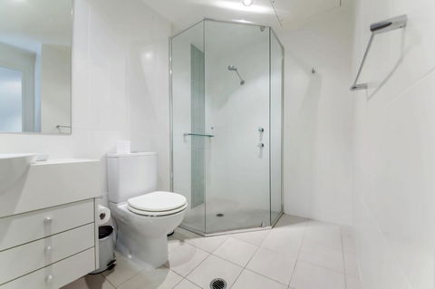 Pacific Blue 278-265 Sandy Pt Rd- Dual Key Access, Wifi, Linen And Air Conditioning - E Caravan Parks 14