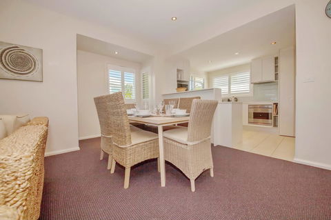 Pacific Blue 278-265 Sandy Pt Rd- Dual Key Access, Wifi, Linen And Air Conditioning - E Caravan Parks 6