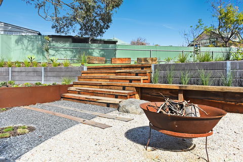 Port Of Call - Port Willunga - C21 SouthCoast Holidays - E Caravan Parks 2