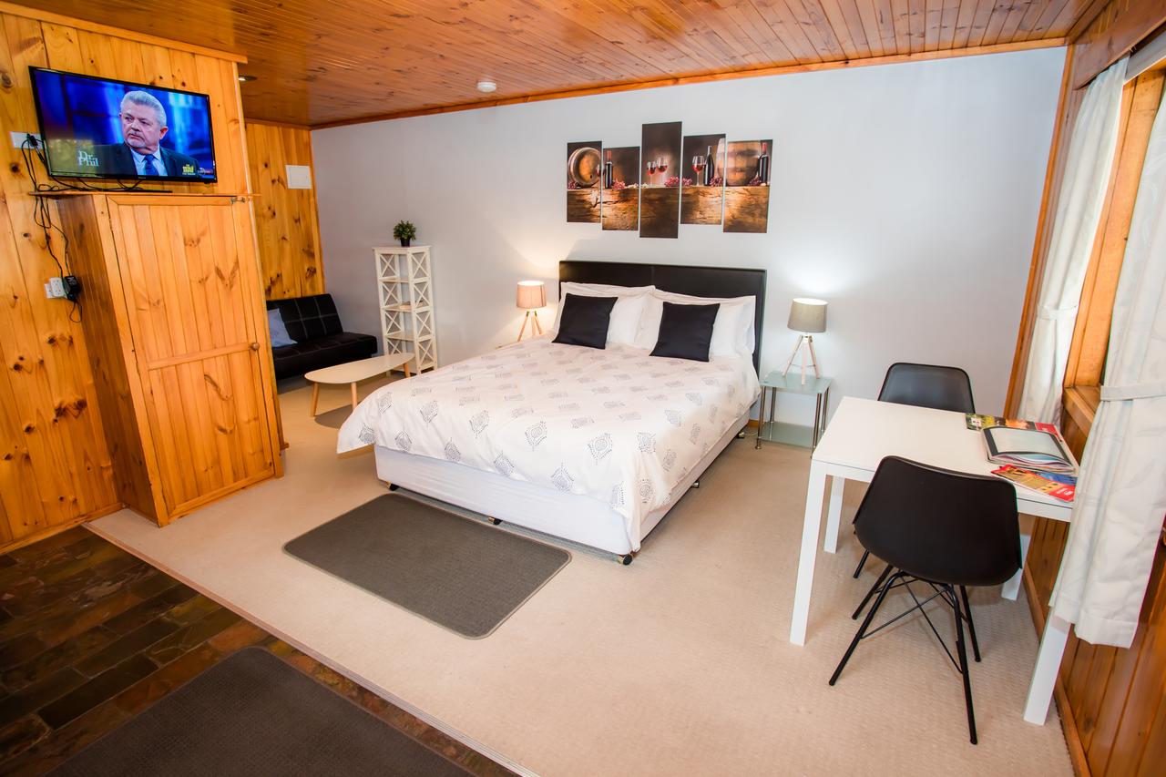 Seppeltsfield SA E Caravan Parks
