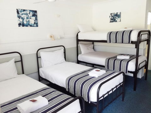 Arcadia Motel - E Caravan Parks 11