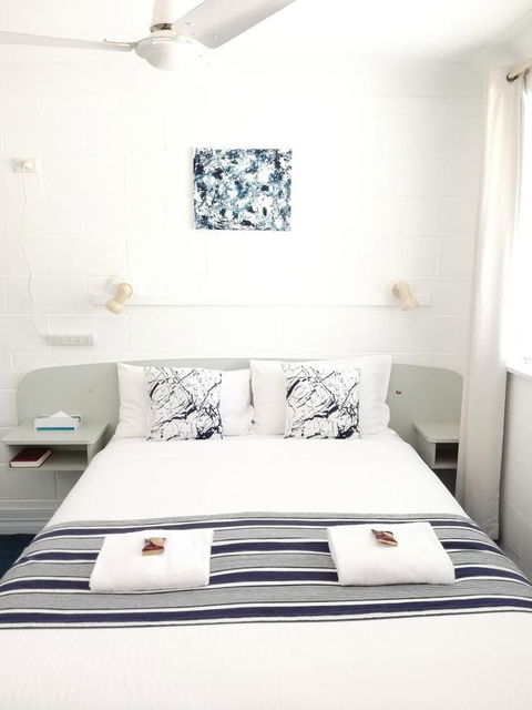 Arcadia Motel - E Caravan Parks 8
