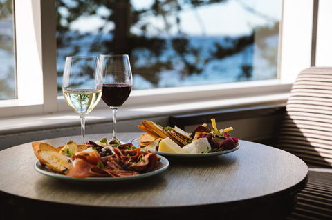 Crowne Plaza Terrigal Pacific, An IHG Hotel - E Caravan Parks 11