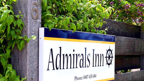 Admirals Inn - E Caravan Parks 1