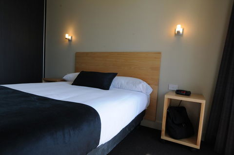 Mansfield Park Hotel - E Caravan Parks 18