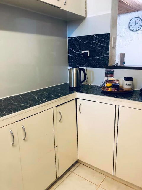 Aussie Opal Diggers Outback Retreat-Undergound - E Caravan Parks 4