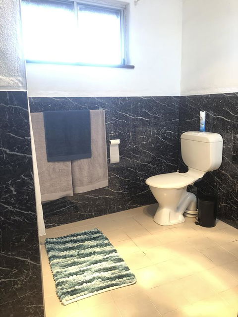 Aussie Opal Diggers Outback Retreat-Undergound - E Caravan Parks 19