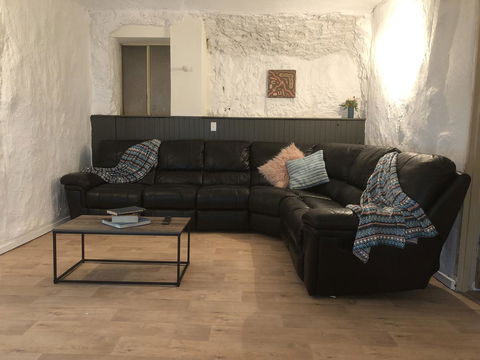 Aussie Opal Diggers Outback Retreat-Undergound - E Caravan Parks 0