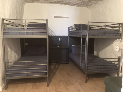 Aussie Opal Diggers Outback Retreat-Undergound - E Caravan Parks 16